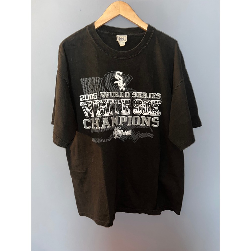 Lee Black 2005 World Series White Sox Champions Short Sleeve Tee